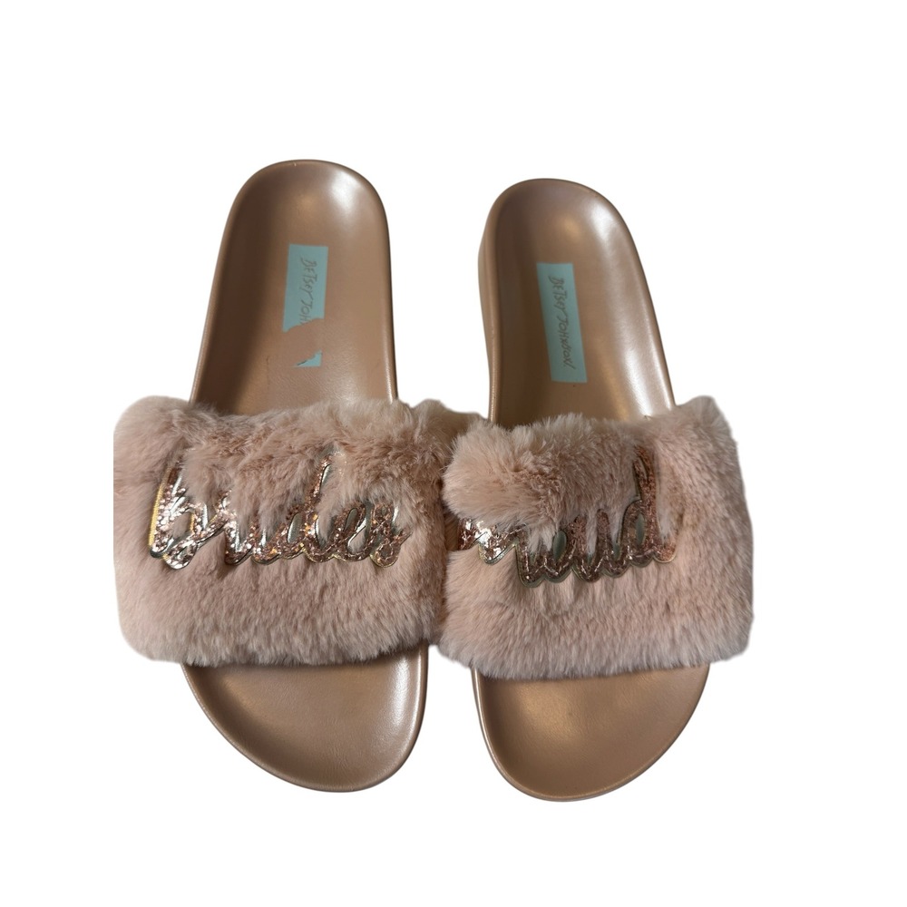Betsey Johnson Blush Pink Faux Fur Brides Maid Slide Sandal Flat Shoes Sz 8